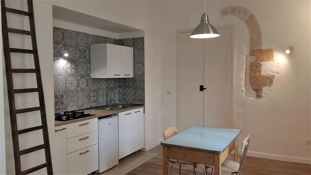 I Templari B&B Self-Contained Brindisi